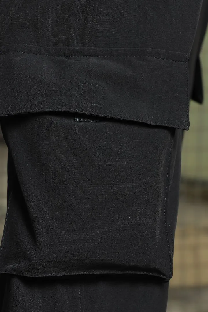 Black Unisex Baggy Fit Parachute Cargo Trousers