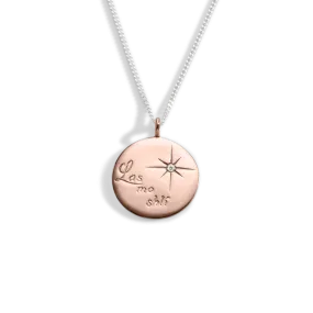 Las mo shlí diamond pendant